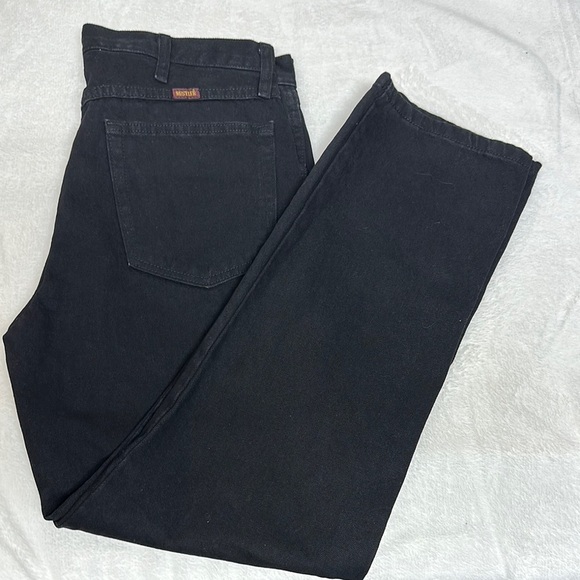 Rustler Black Straight Jeans with Subtle Stitching - Picture 6 of 6